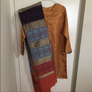 Three piece jamawar dress L